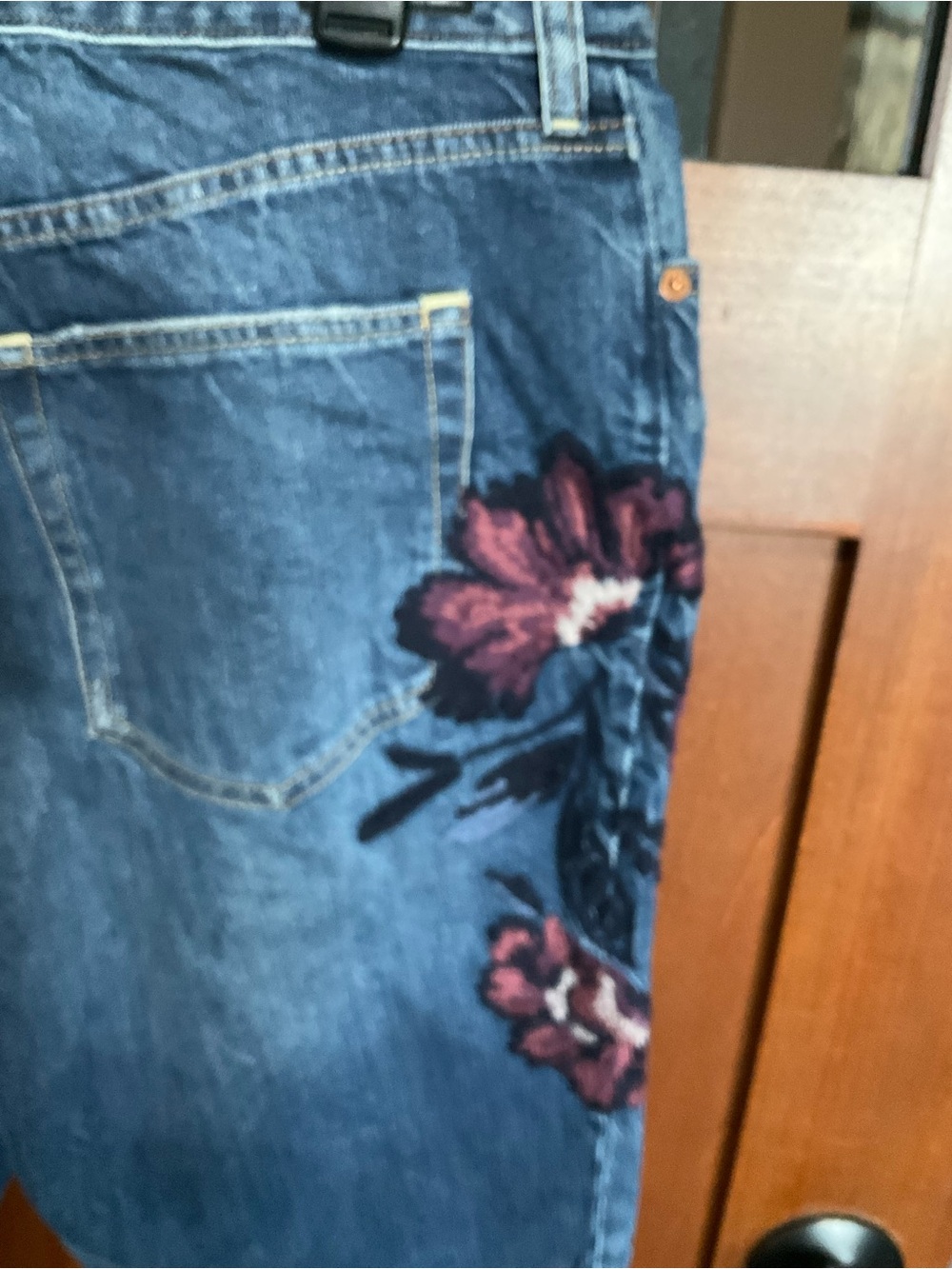 Jeans Subcategory Classification - Picture 7 of 10